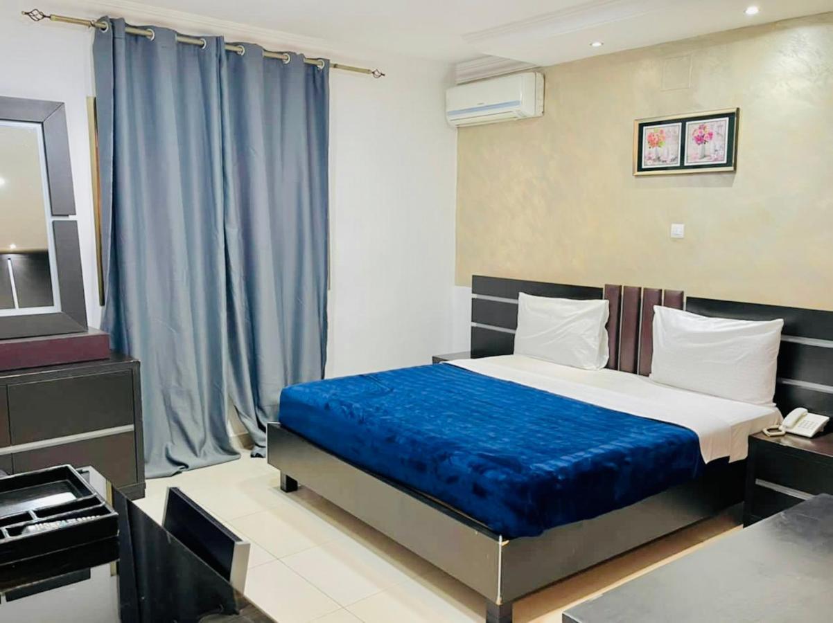 Class Hotel Brazzaville Exterior photo
