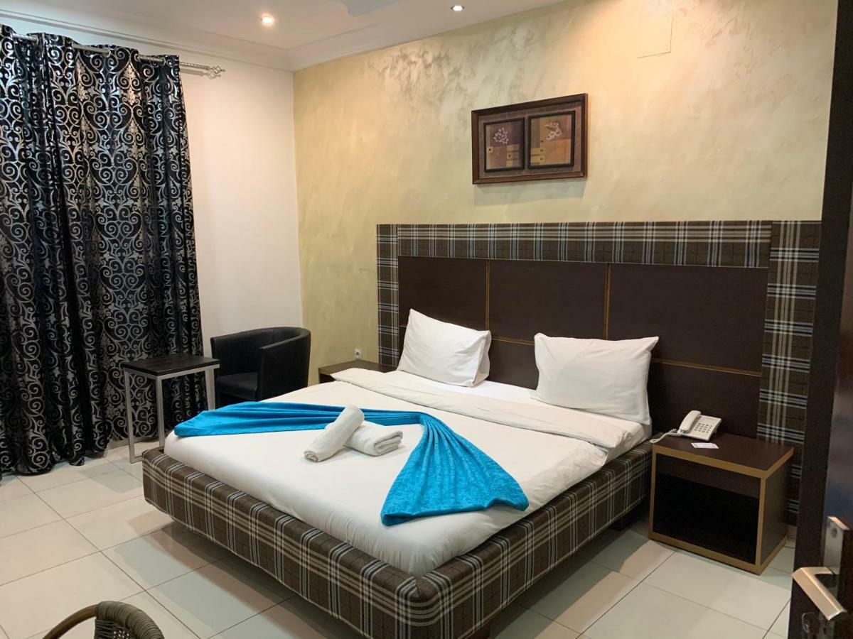 Class Hotel Brazzaville Exterior photo